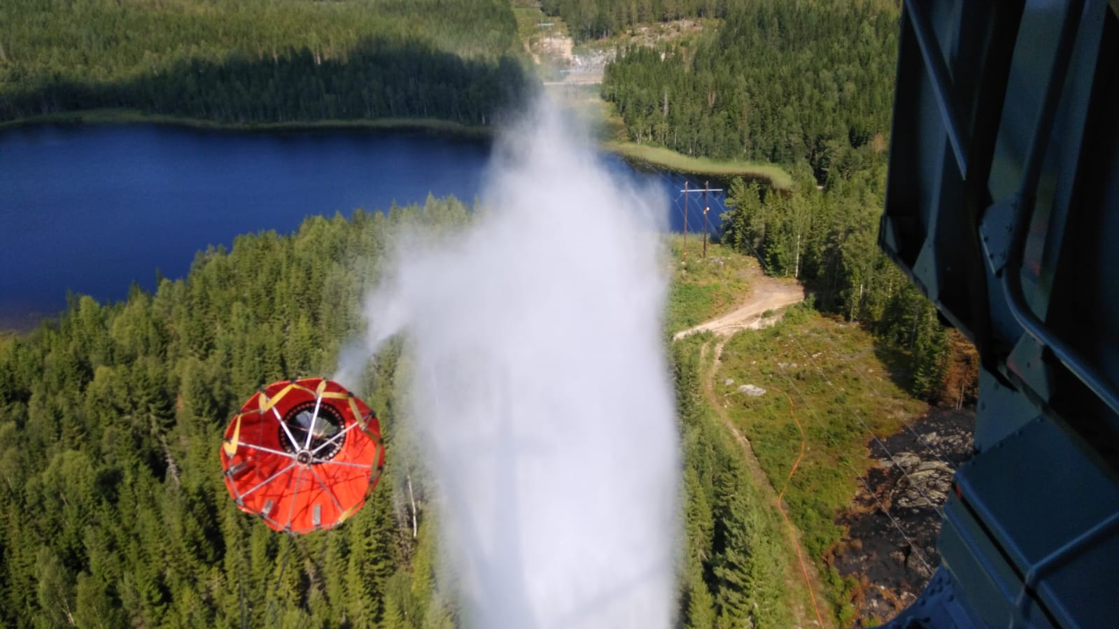 2018-07-24-gaisro-gesinimas-svedijoje-aut-saulius-rinkevicius-5.jpg