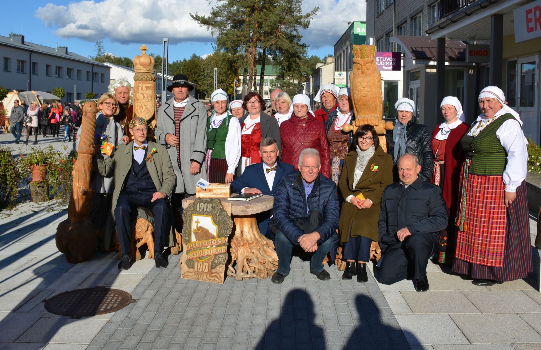 grybu-svente-meras-varenos-seniunijoje.jpg