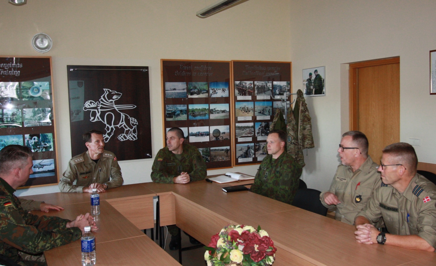 5-hrh-prince-joachim-meets-iron-wolf-and-efp-staff-in-rukla-iw-picture-1.jpg