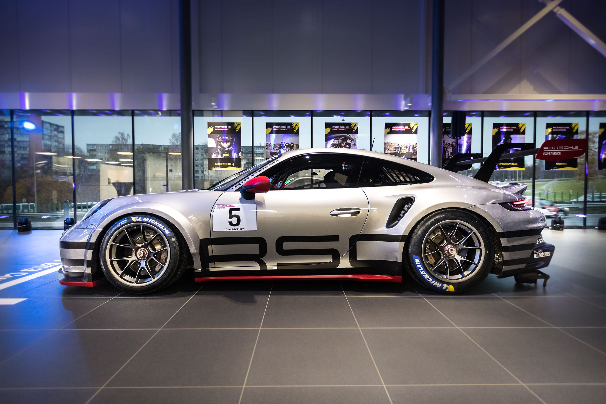 porsche-911-gt3-cap-pristatymas-008.jpg