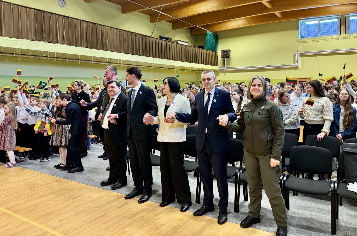 Laisvės gynėjų dienos minėjimas Vilniaus r. Lavoriškių gimnazijoje