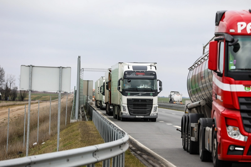 Vežėjai: dėl rekordinių krovinių vežimo tarifų, augo transporto paslaugų eksportas