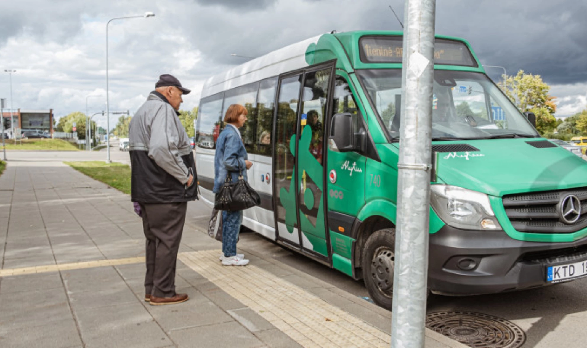 Tarptautinė pagyvenusių žmonių diena: senjorai Alytaus miesto viešuoju transportu važiuos už 1 euro centą