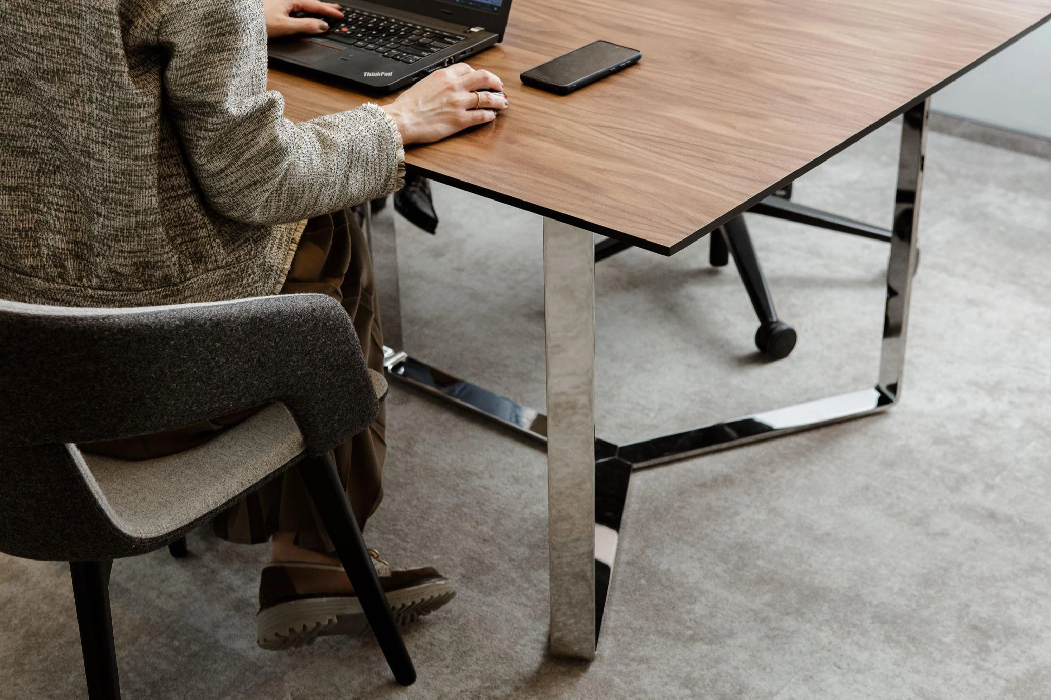 Biuro baldai – ir sėkmingam verslui, ir darbui namuose