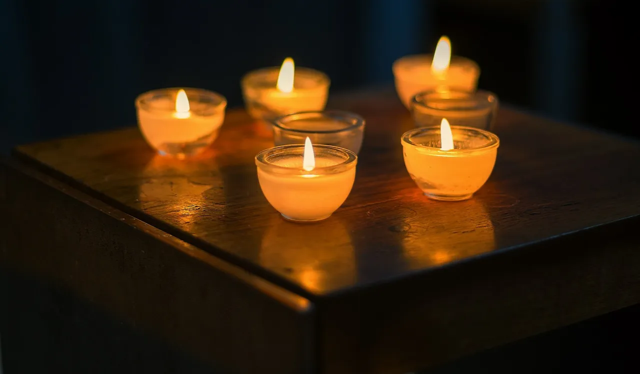 candles-2138132_1280