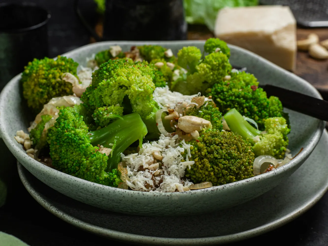 broccoli-onion-salad-with-cashews-parmesan