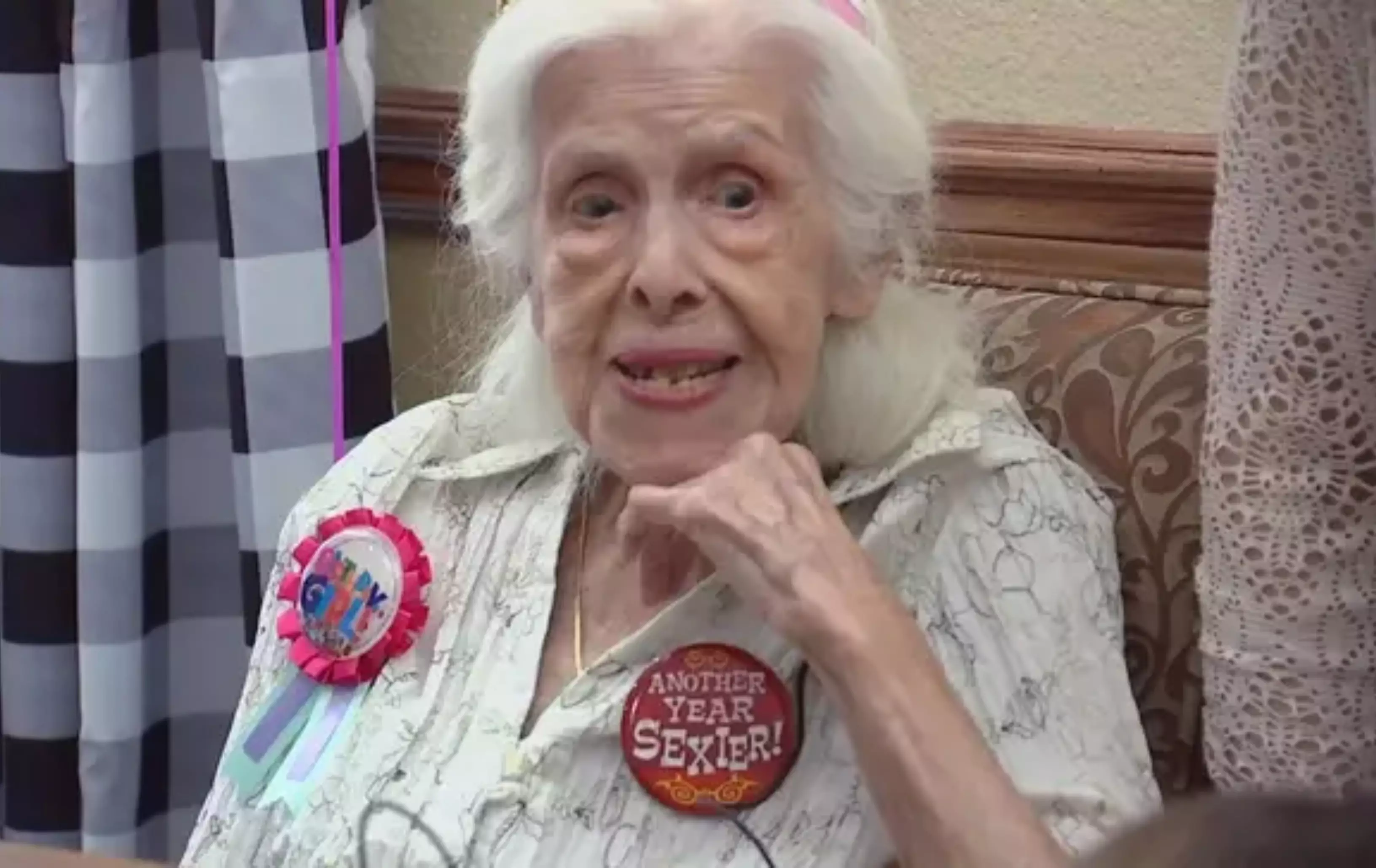 101-erių moteris sako, kad ilgo gyvenimo paslaptis yra tekila