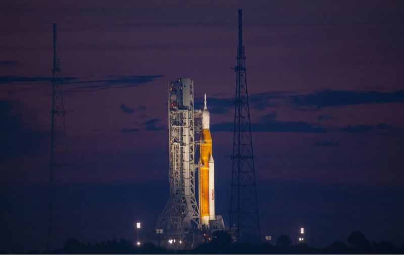 NASA šiandien antrą kartą bandys paleisti kapsulę į Mėnulį
