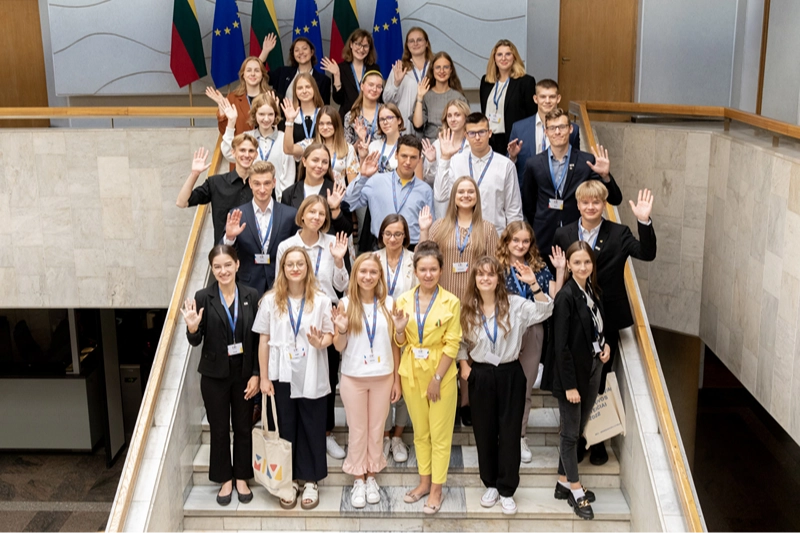 Savaitę Vyriausybės veikloje dalyvaus moksleiviai iš visos Lietuvos