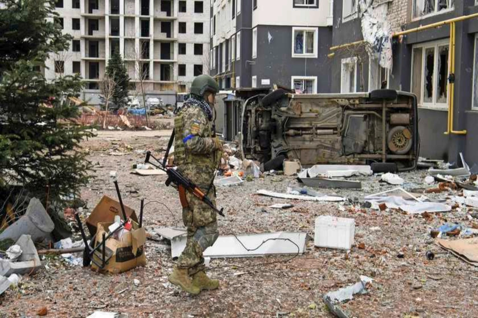 Rusijos pajėgos apšaudė Kyjivo priemiestį, Charkivą, Mykolajivą ir Černihivo sritį