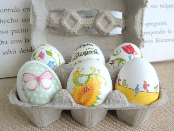 bunzte-easter-eggs-fashion-motif-napkin-cool-decoupage-ideas.jpg