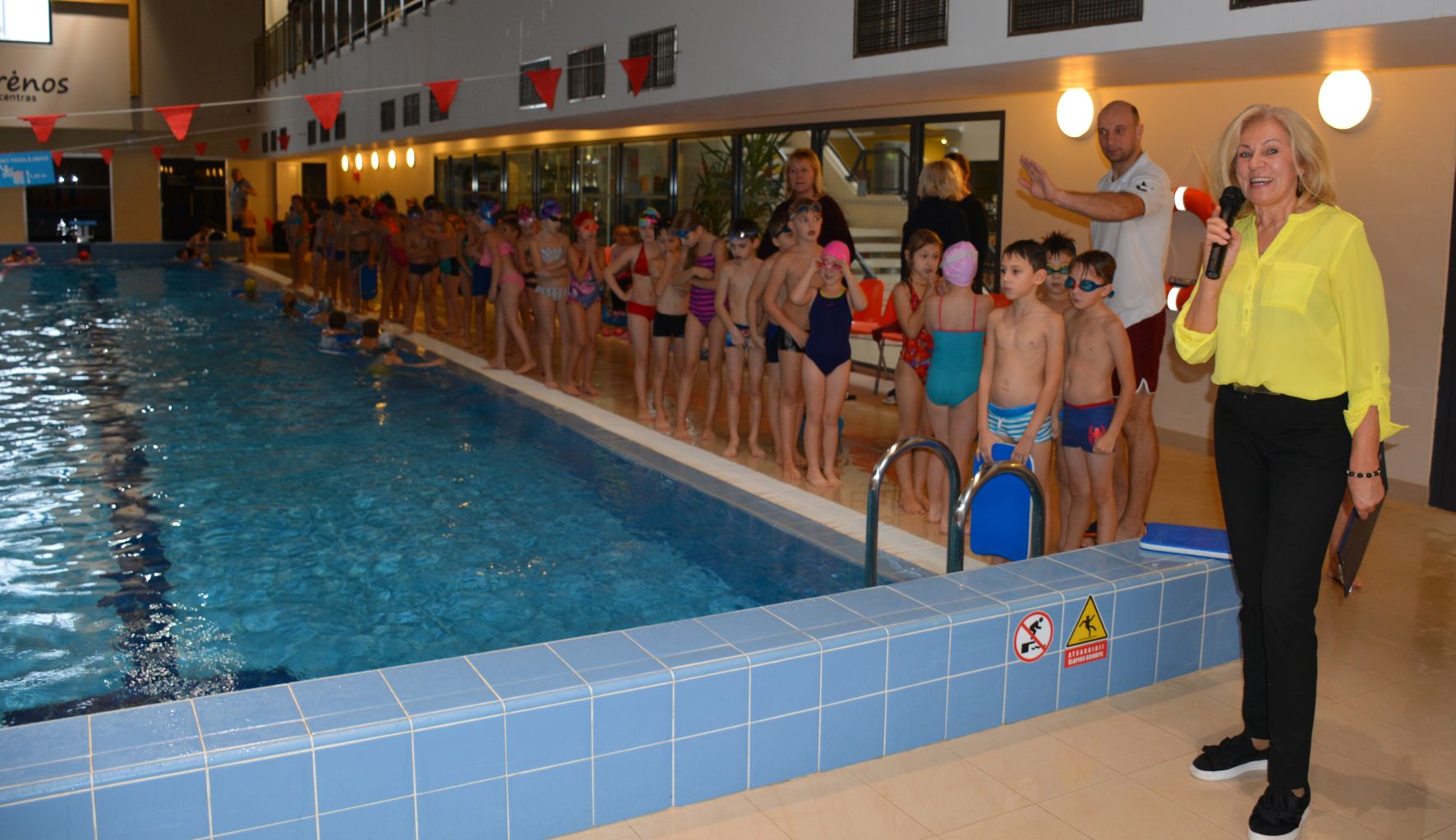 varenos-sporto-centro-plaukimo-projekto-dalyviai-renginio-metu-1.jpg