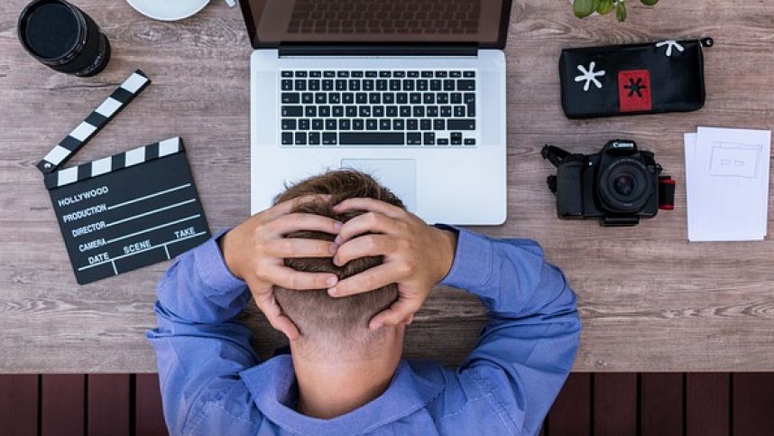 Kūrėjams bedarbiais būti nelemta: ką būtina žinoti dirbantiems pagal autorines sutartis