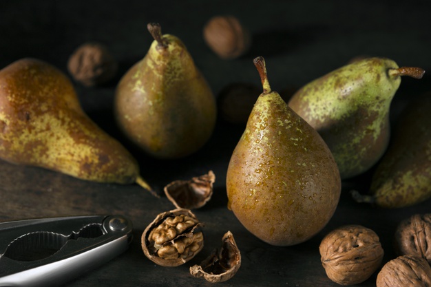 high-angle-pears-with-walnuts-23-2148684062.jpg