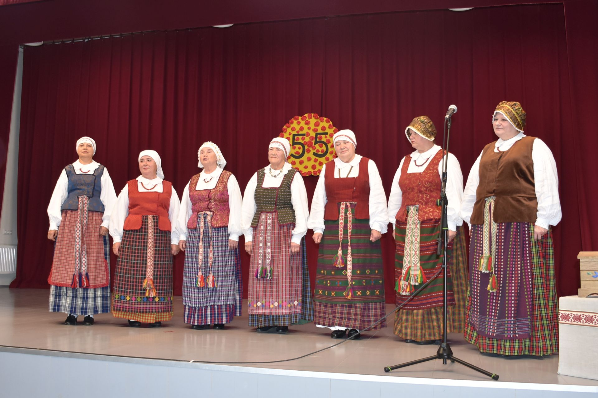Matuizų kultūros centro folkloro ansamblis „Verbena“ atšventė 55 metų jubiliejų