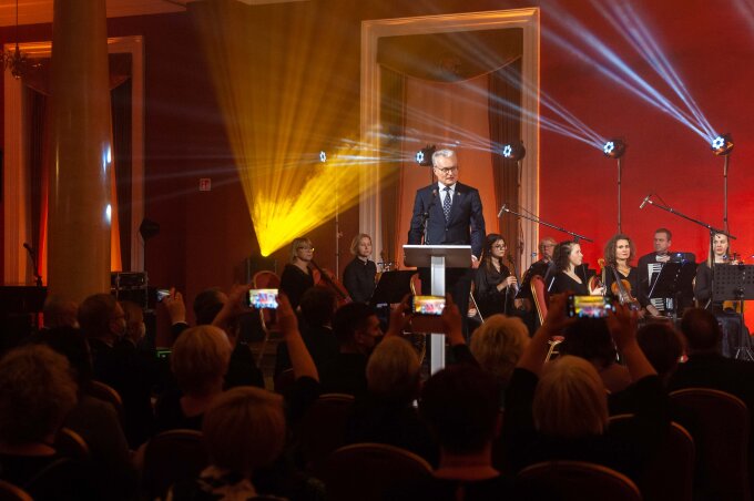 Prezidentas „Auksinio fenikso“ laureatams: su kultūra ir kultūroje esame stipresni