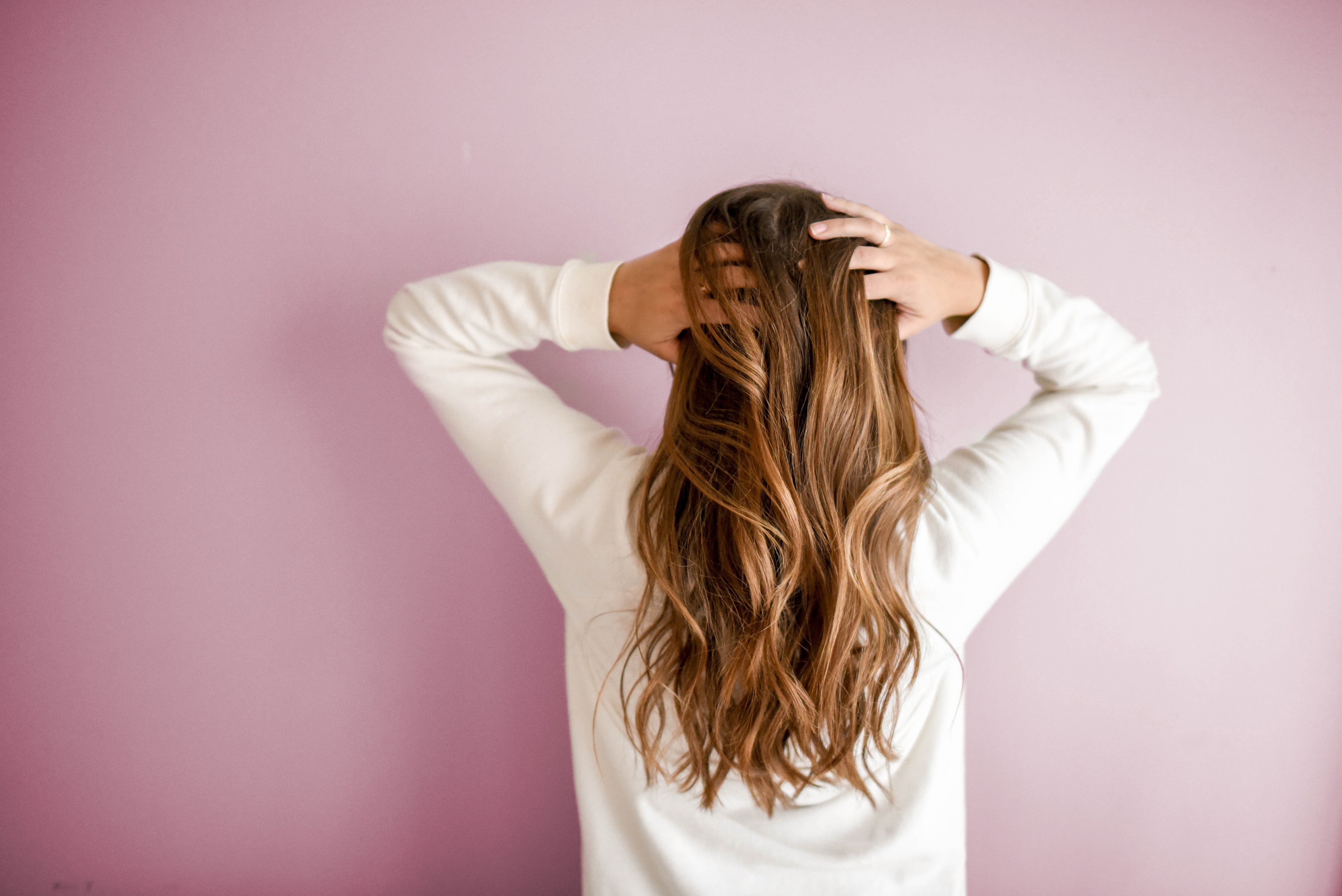 Kaip išsirinkti tinkamas priemones plaukams?