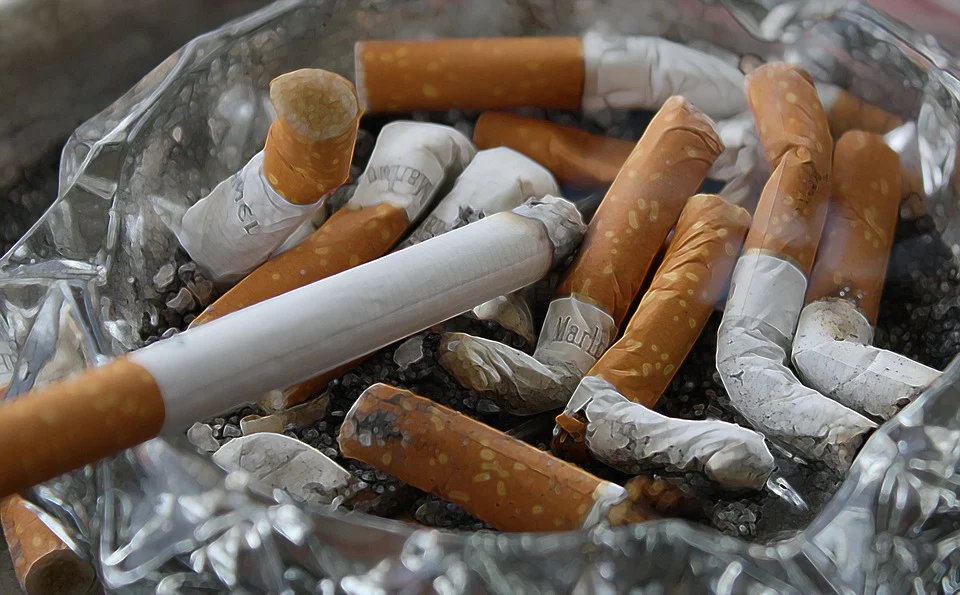 Mokslininkai griauna populiarų mitą apie rūkymą – šis privalumas yra įsivaizduojamas